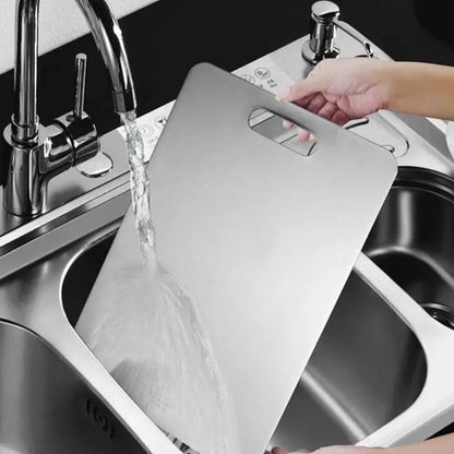 Planche à Découper Antibactérienne – Hygiène, Durabilité et Protection de vos Couteaux