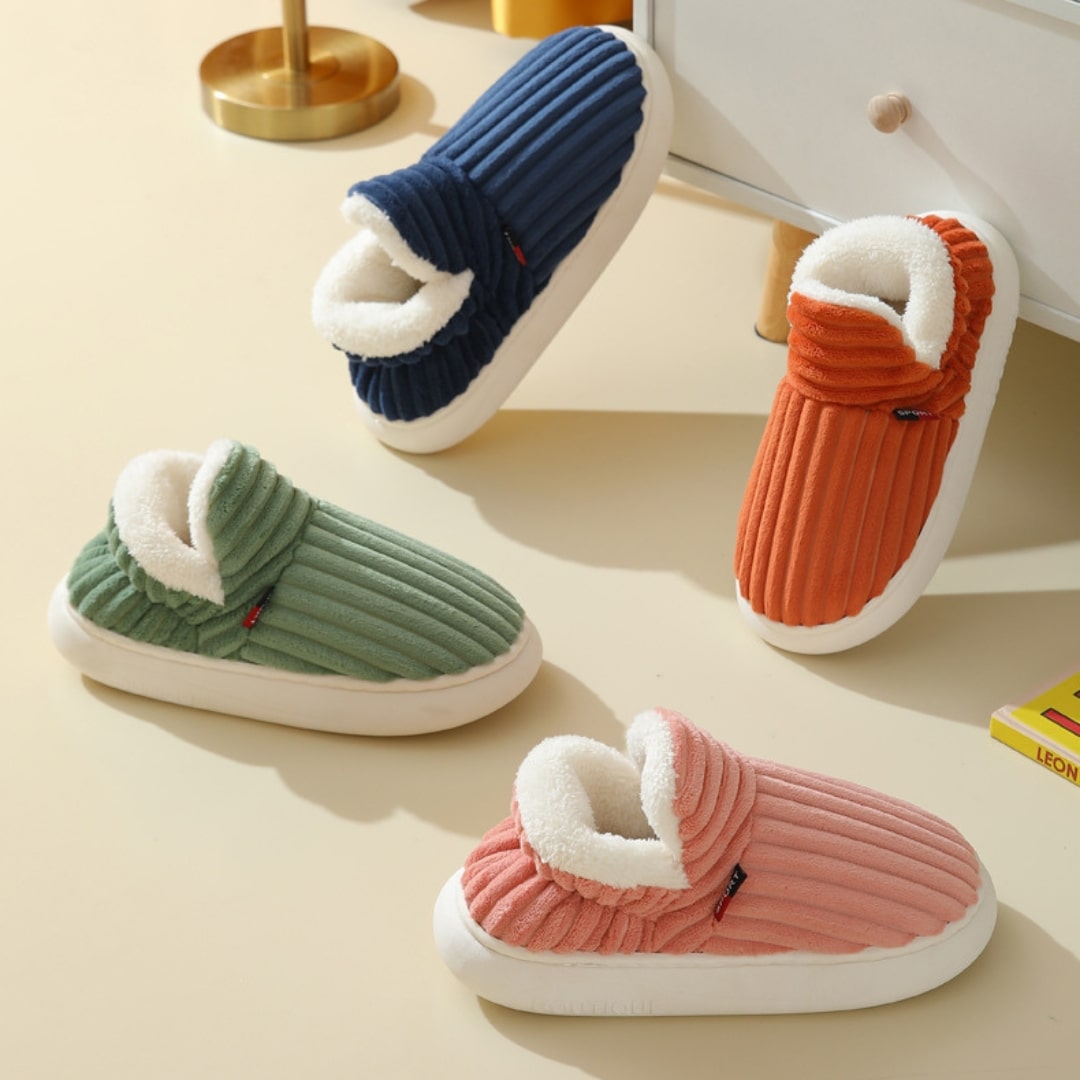 Pantoufles en polaire et coton - des pieds au chaud à la maison