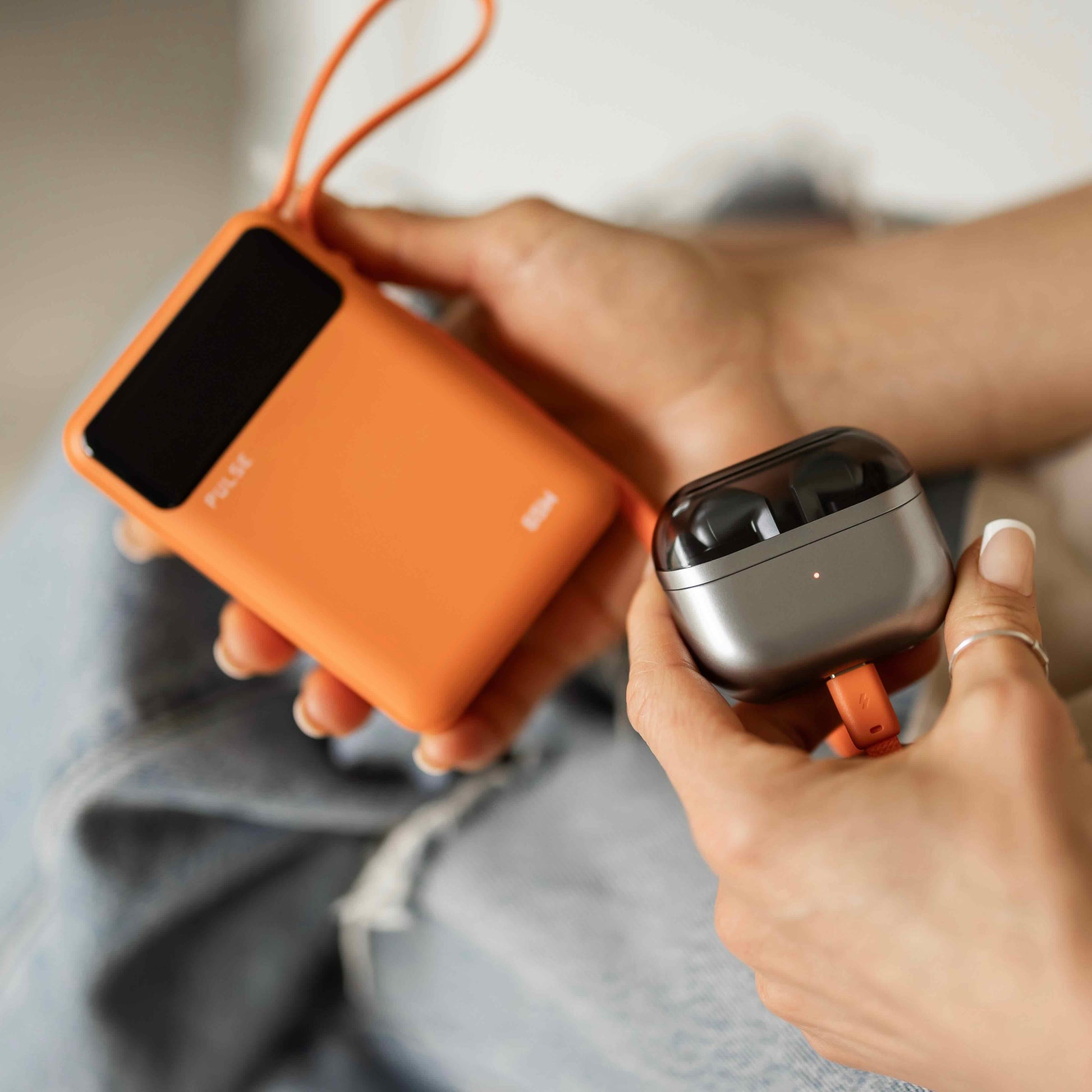Powerbank 20.000 mAh | Kompakte Laptop-Powerbank mit 65 W Power Delivery, USB-C-Kabel und mehreren Ladeanschlüssen