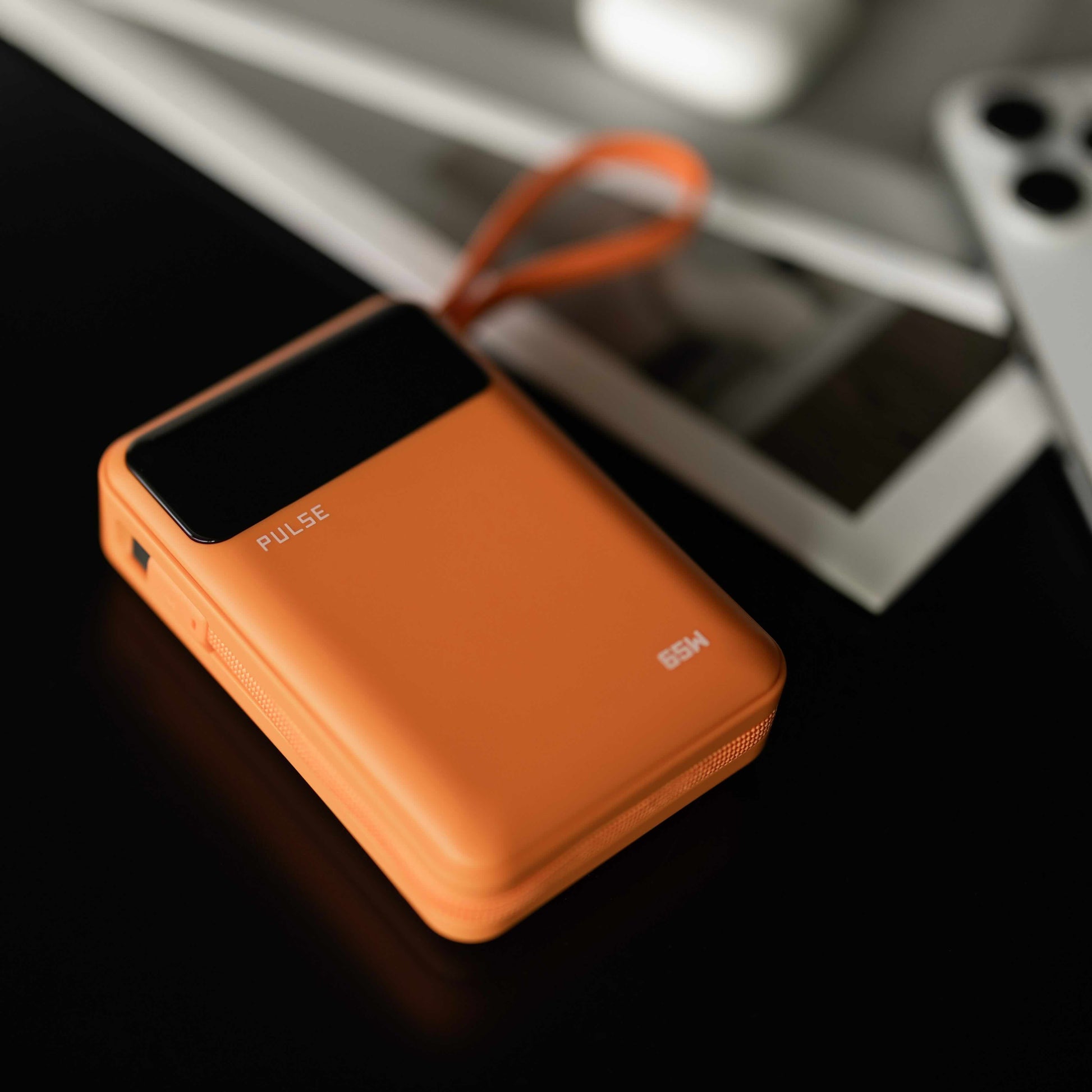 Powerbank 20.000 mAh | Kompakte Laptop-Powerbank mit 65 W Power Delivery, USB-C-Kabel und mehreren Ladeanschlüssen