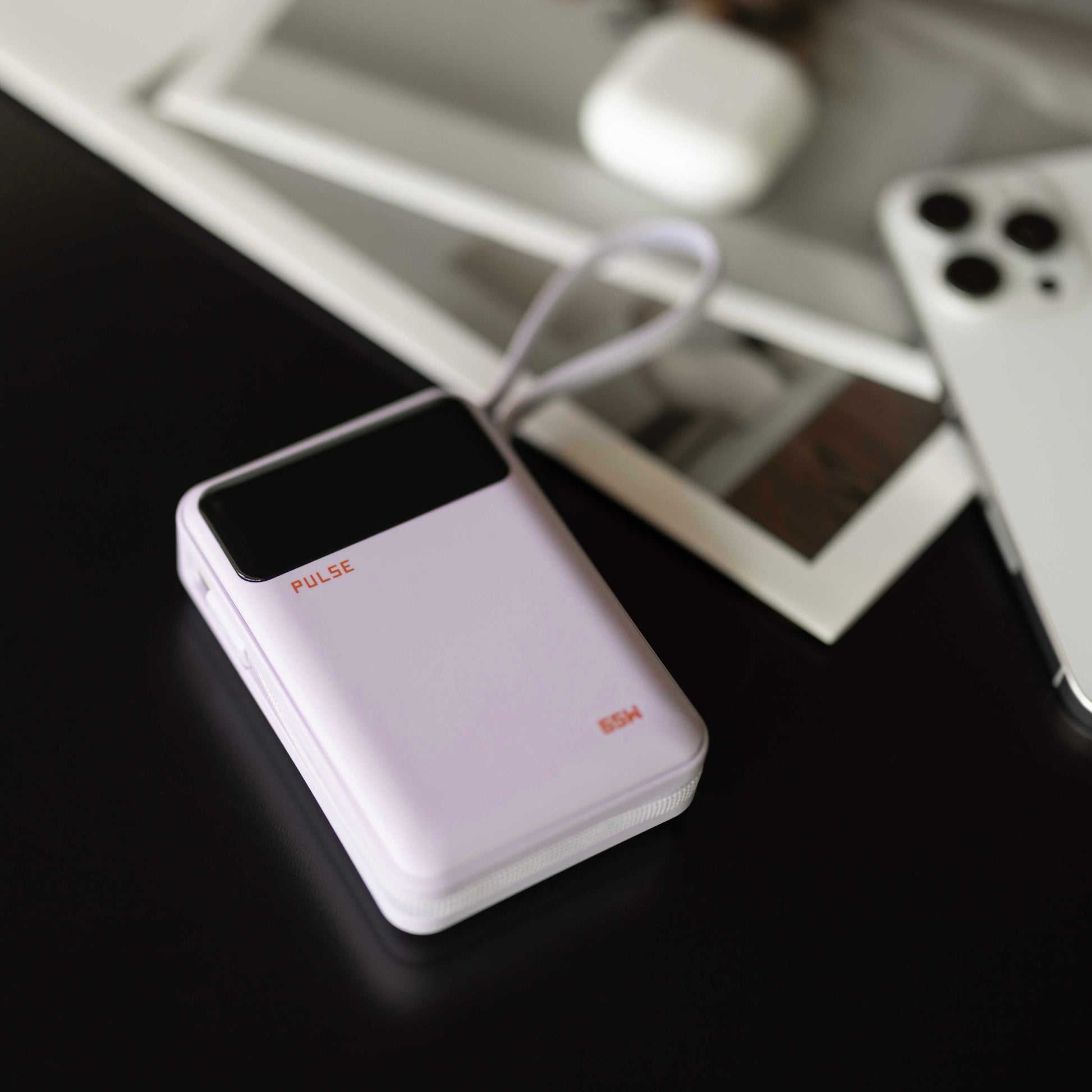 Powerbank 20.000 mAh | Kompakte Laptop-Powerbank mit 65 W Power Delivery, USB-C-Kabel und mehreren Ladeanschlüssen