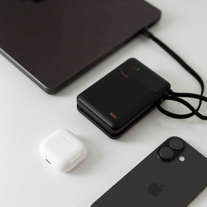 Powerbank 20.000 mAh | Kompakte Laptop-Powerbank mit 65 W Power Delivery, USB-C-Kabel und mehreren Ladeanschlüssen