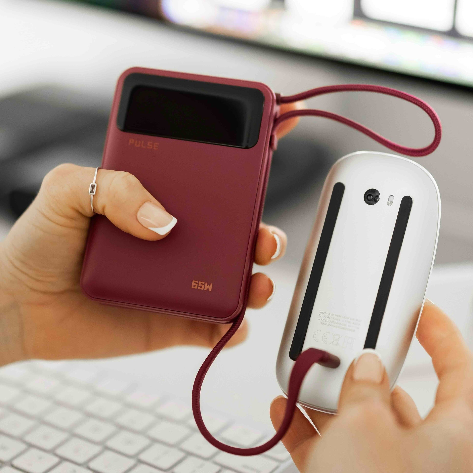 Powerbank 20.000 mAh | Kompakte Laptop-Powerbank mit 65 W Power Delivery, USB-C-Kabel und mehreren Ladeanschlüssen
