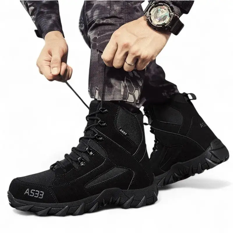 Chaussure homme grand froid à tige haute fourrée