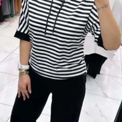 Ensemble Femme Rayé avec Capuche et Pantalon Fluide – Confort Chic du Quotidien - Rondor