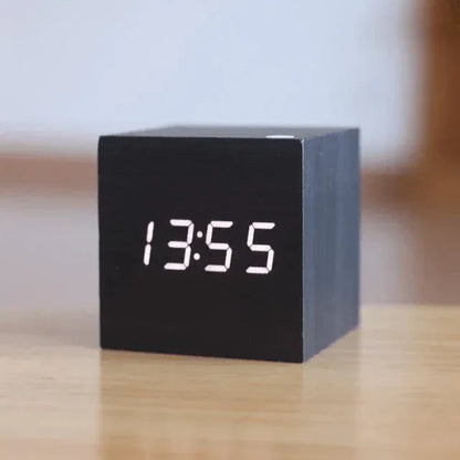 Horloge Numérique Moderne en Bois - Rondor