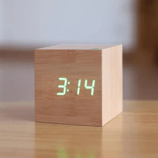 Horloge Numérique Moderne en Bois - Rondor
