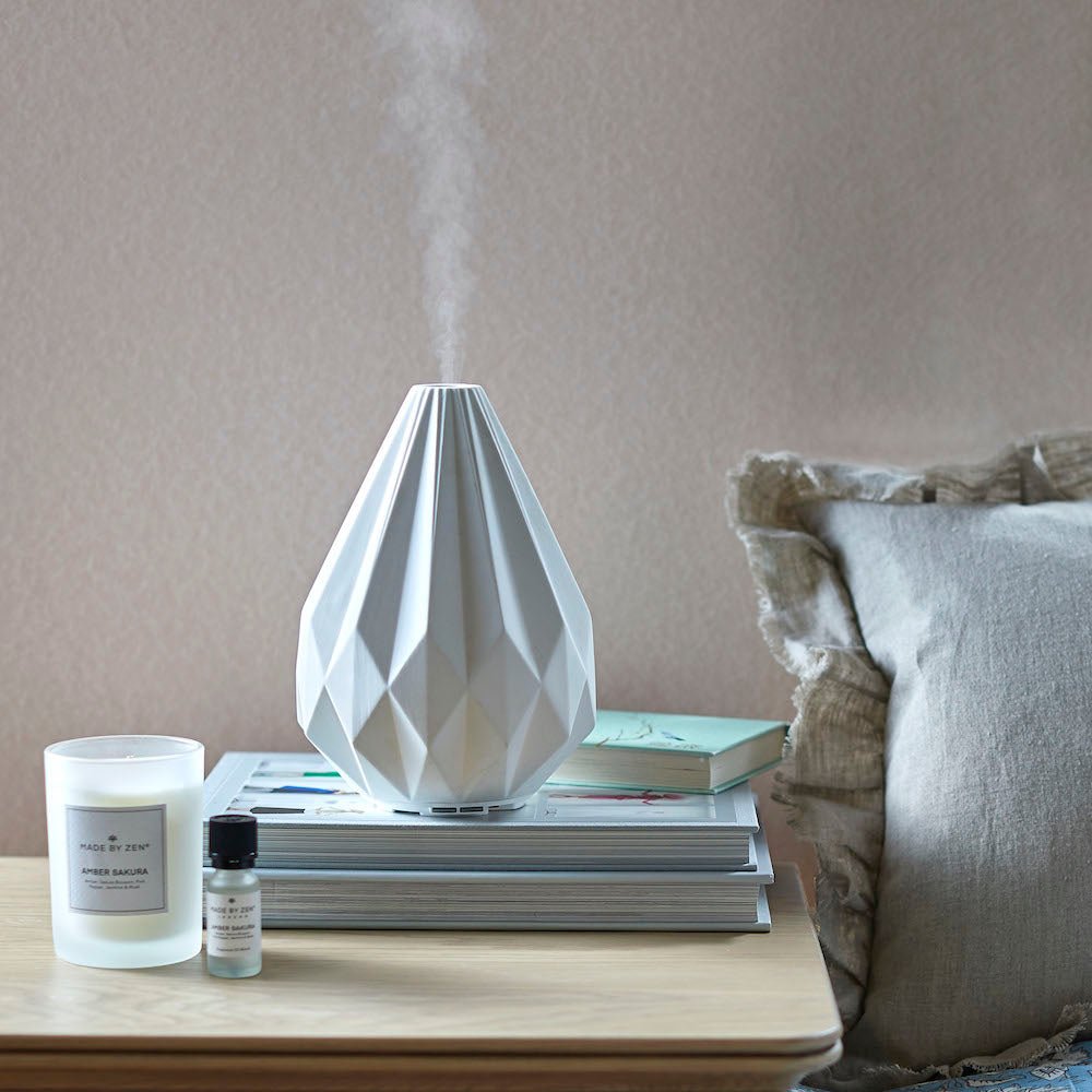 Aroma-Diffusor aus Keramik | Ultraschall-Luftbefeuchter mit Fernbedienung, Atemlicht und zwei Nebelmodi