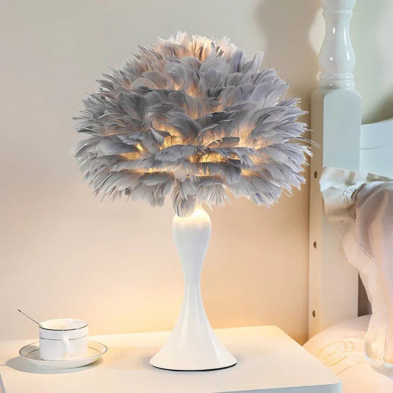 PlumaLuxe™ – Lampe de Table à Plumes Élégante Style Nordique Moderne | RONDOR - Rondor