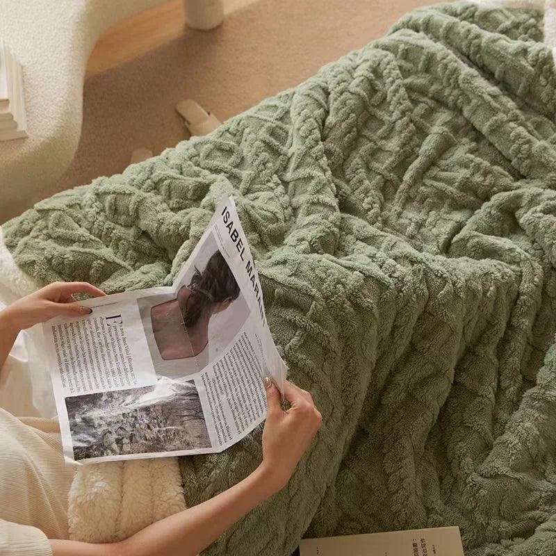 WarmWool - Couverture hiver laine d’agneau épaisse | RONDOR - Rondor