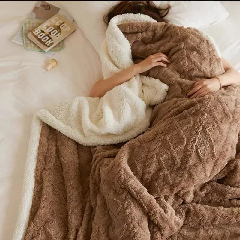 WarmWool - Couverture hiver laine d’agneau épaisse | RONDOR - Rondor